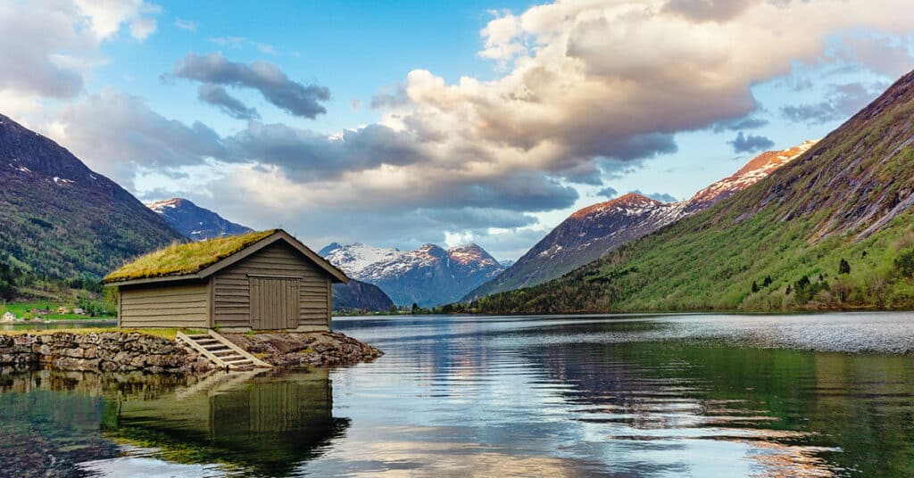 Cabin next to lake Walden Quotes