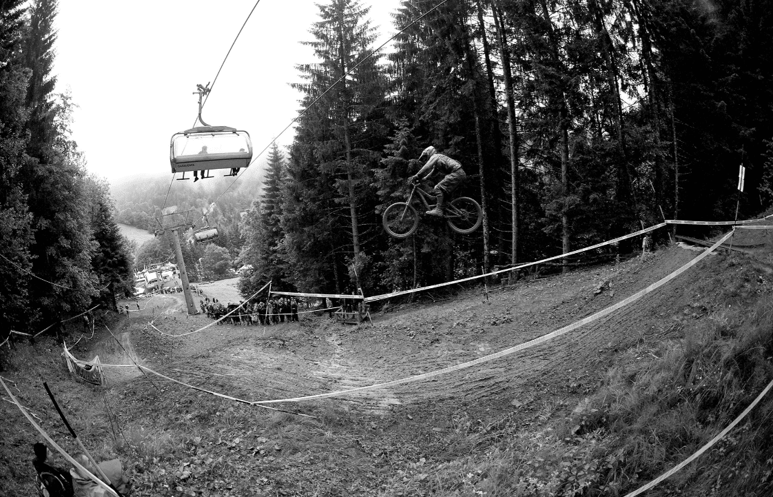 Luis Lopes photograph of mountain biker