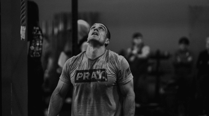 Athlete-in-Gym-Looking-Upwards