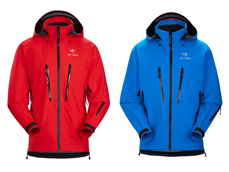 Coats for skiing in blue and res