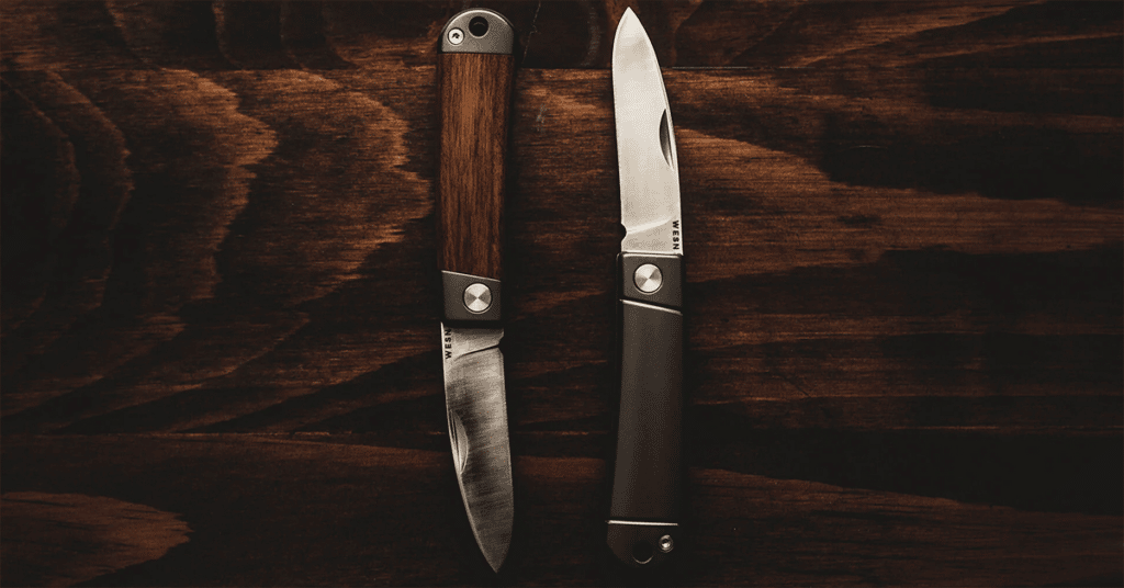 Knives-on-Wooden-Background