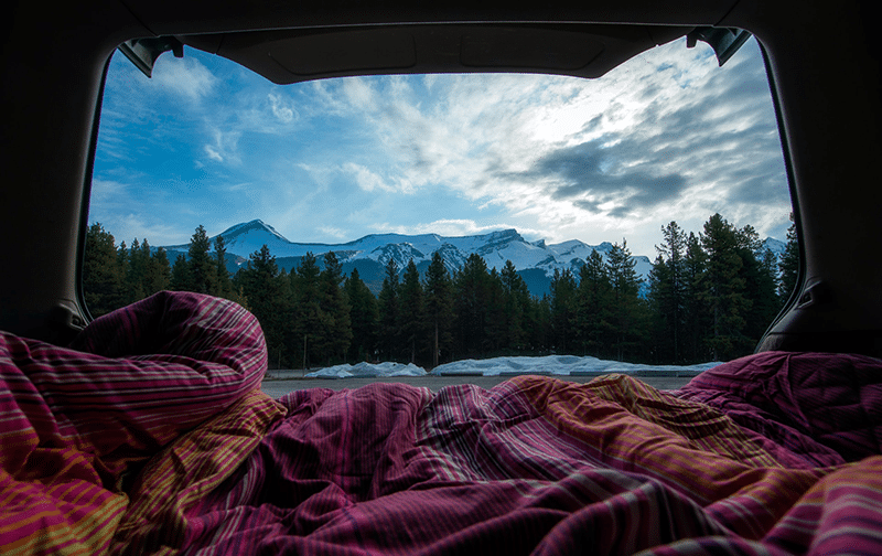 Blankets and mountains