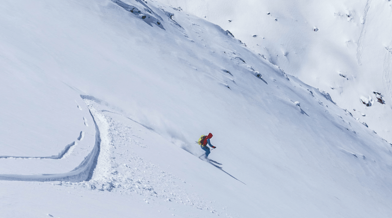 Ski mountaineer (Unsplash)