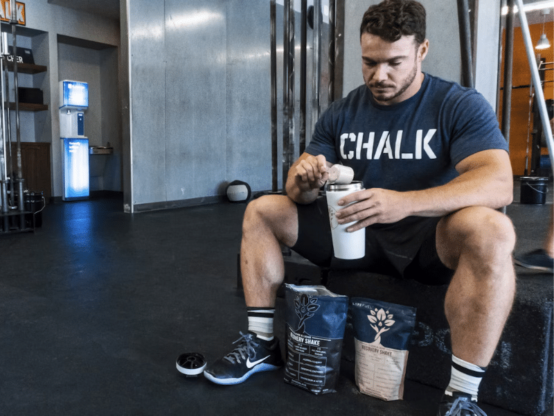 Protein powder during a workout